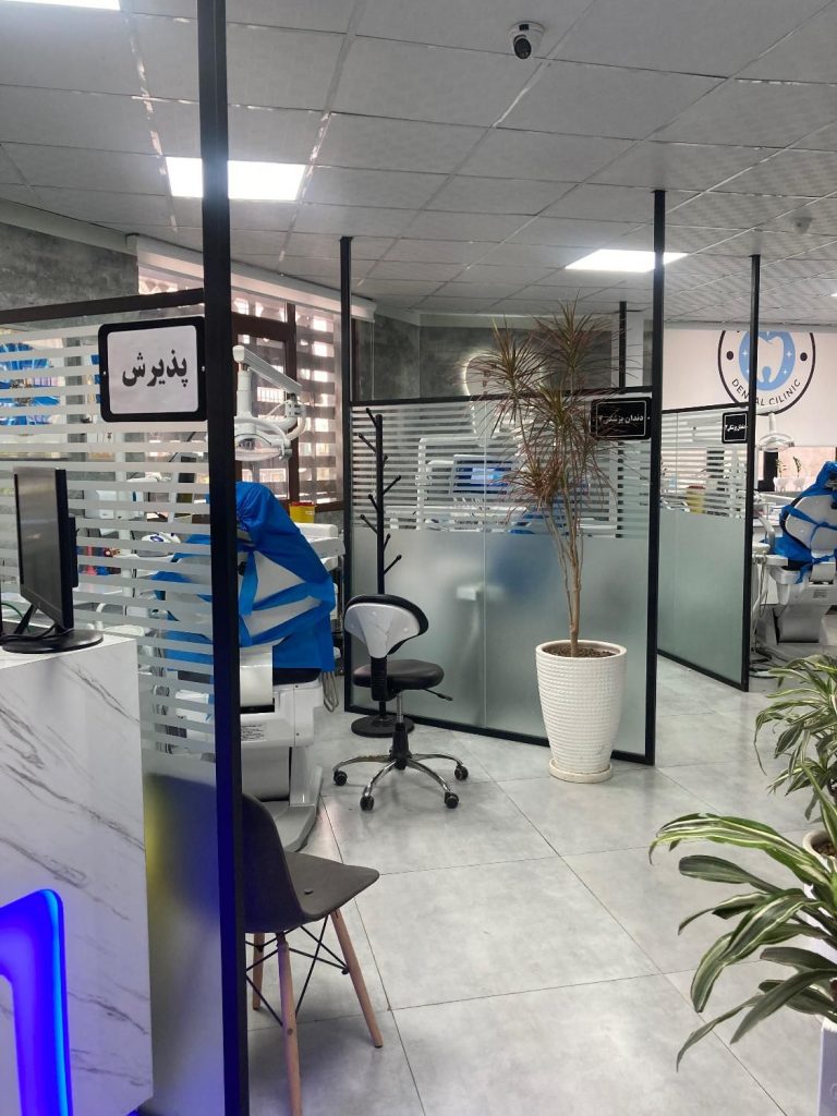 استخدام منشی و دستیار دندانپزشکی