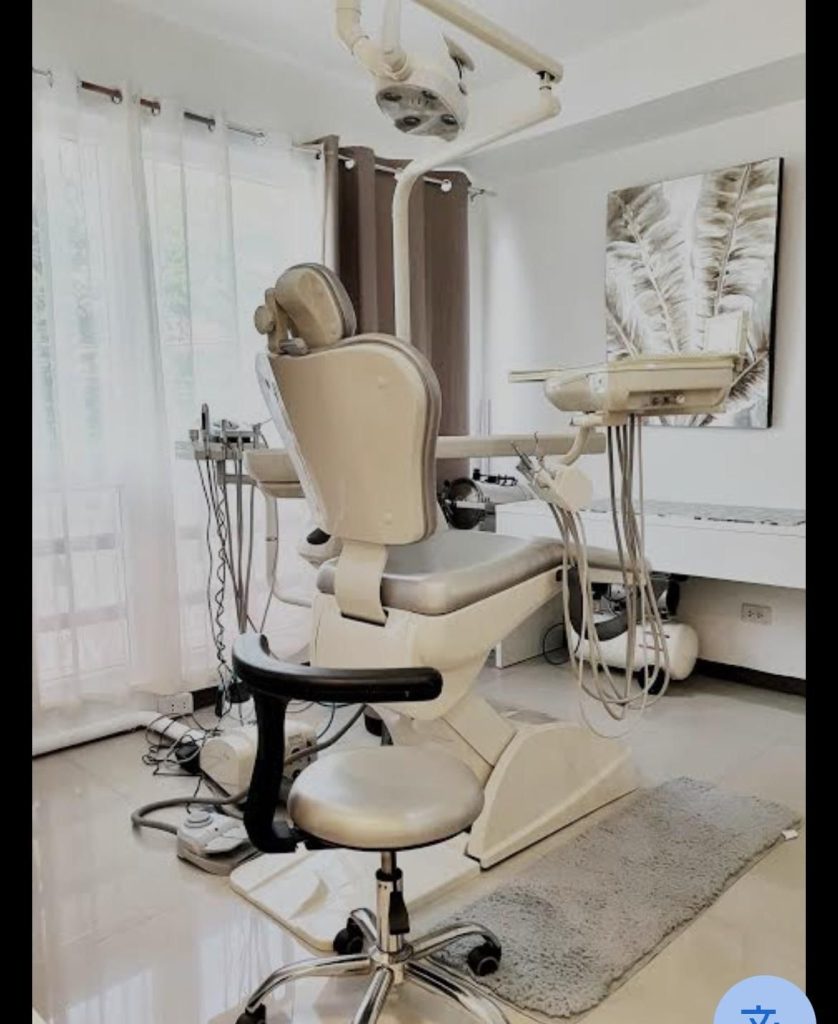 دستیار و پذیرش مطب دندانپزشکی تمام وقت